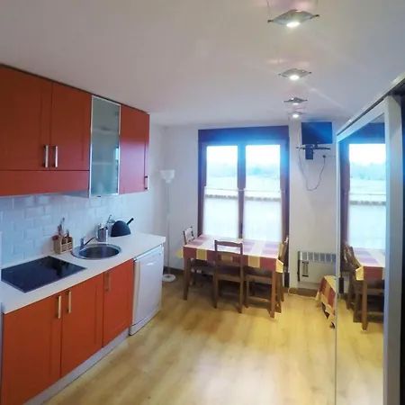 Appartamento Cosy With Mountain View In 30 M²